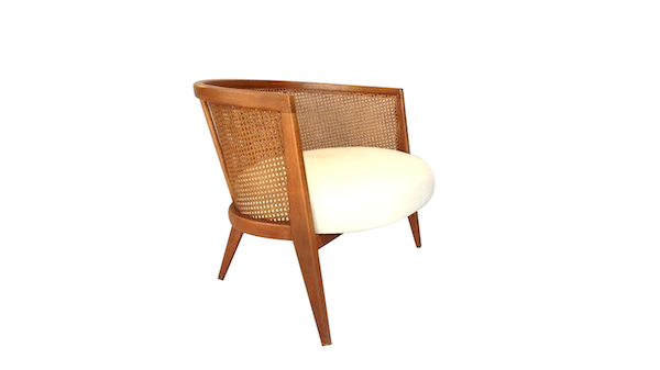Màu sắc sang trọng và tinh tế