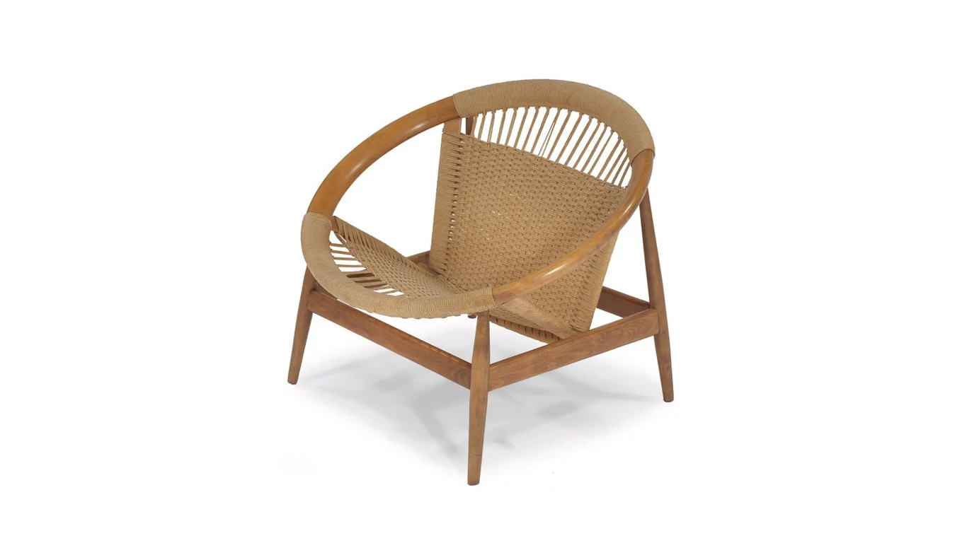 Mẫu ghế gỗ 318 với thiết kế ấn tượng và hoàn hảo